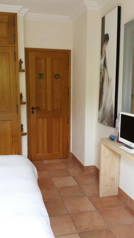Chambres D'Hotes La Breachere Yvré-lʼÉvêque Cameră foto